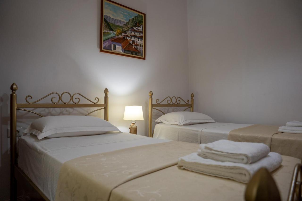 Hotel Borklad Berat Exterior foto