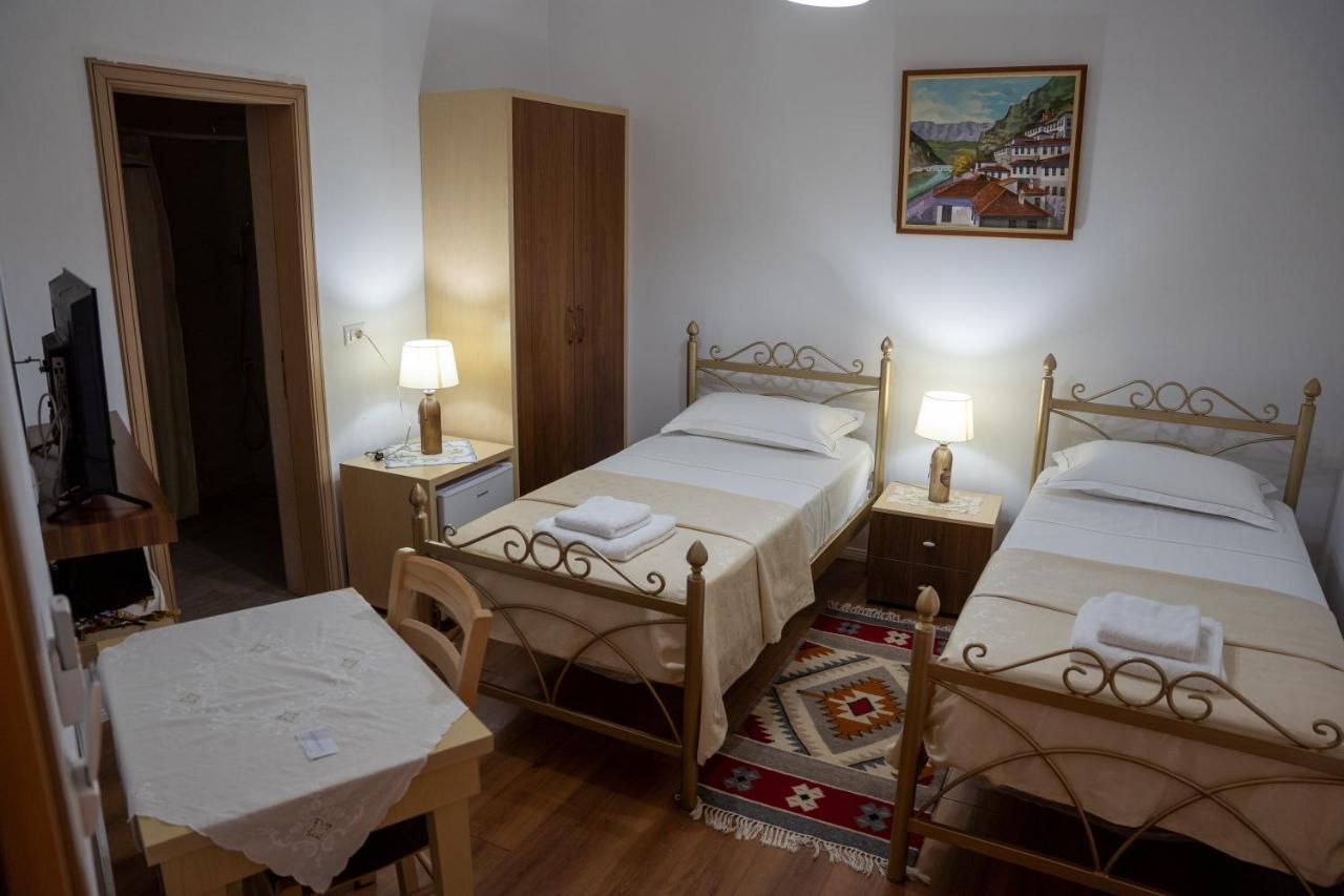 Hotel Borklad Berat Habitación foto
