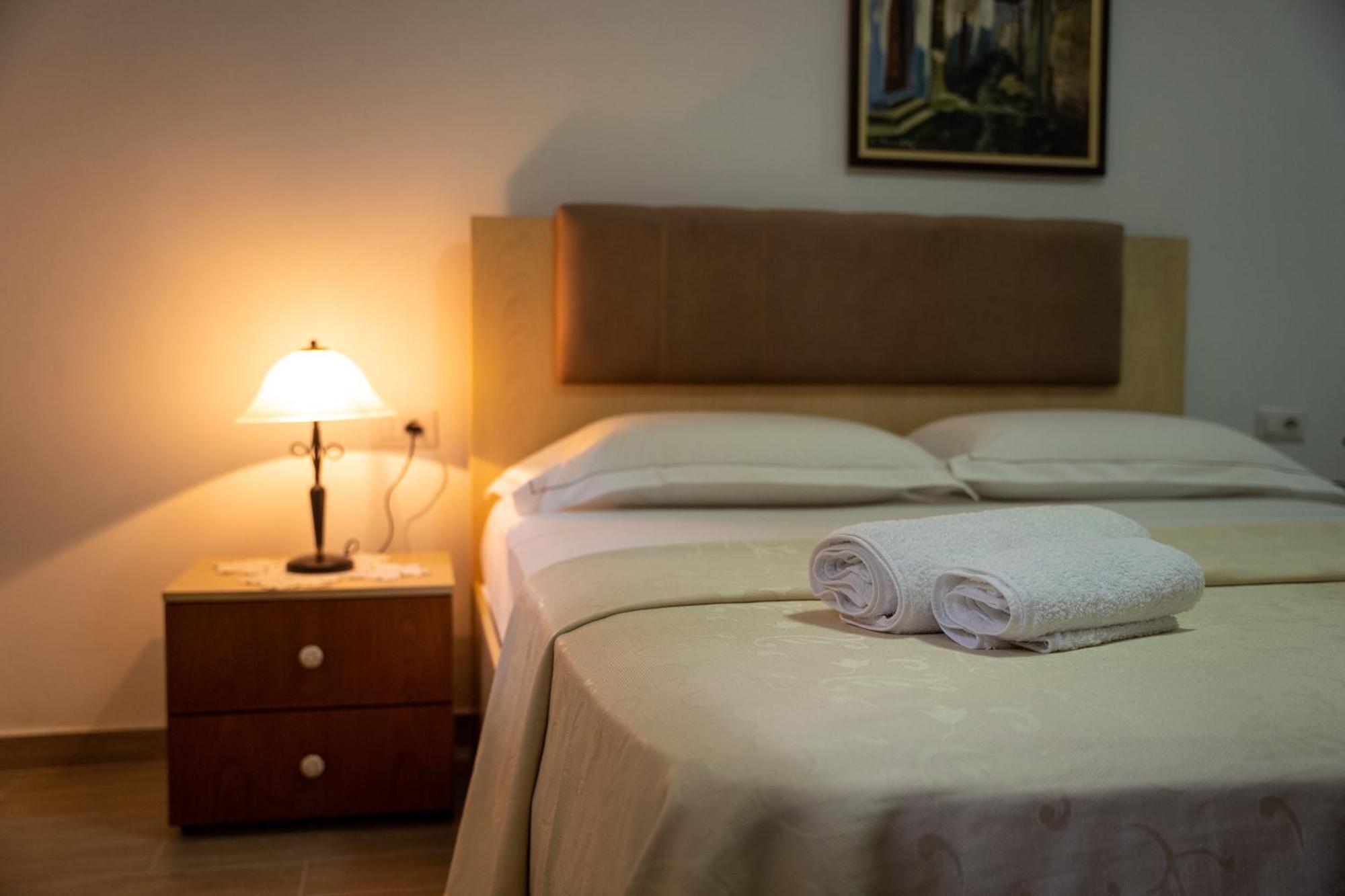 Hotel Borklad Berat Habitación foto